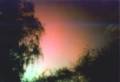 © B. Kühne; Polarlichter vom 11. April, 23:25 - 23:45 MESZ mit 28 mm Weitwinkel, Belichtung ca. 10 - 30 sek., Fuji Superia 200